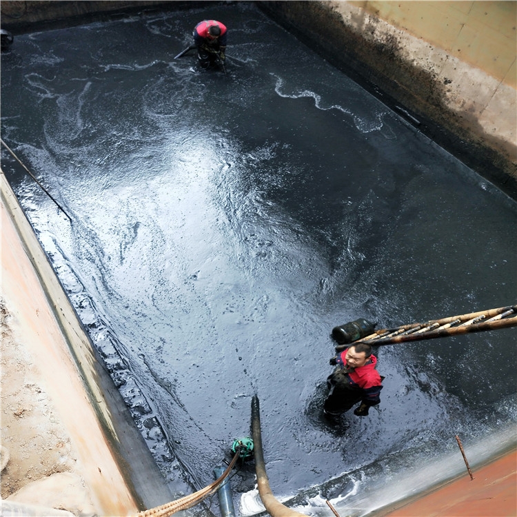 叶城废水池清理